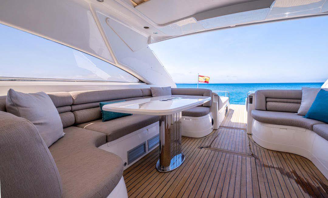 Princess V65 Freedom photo 3