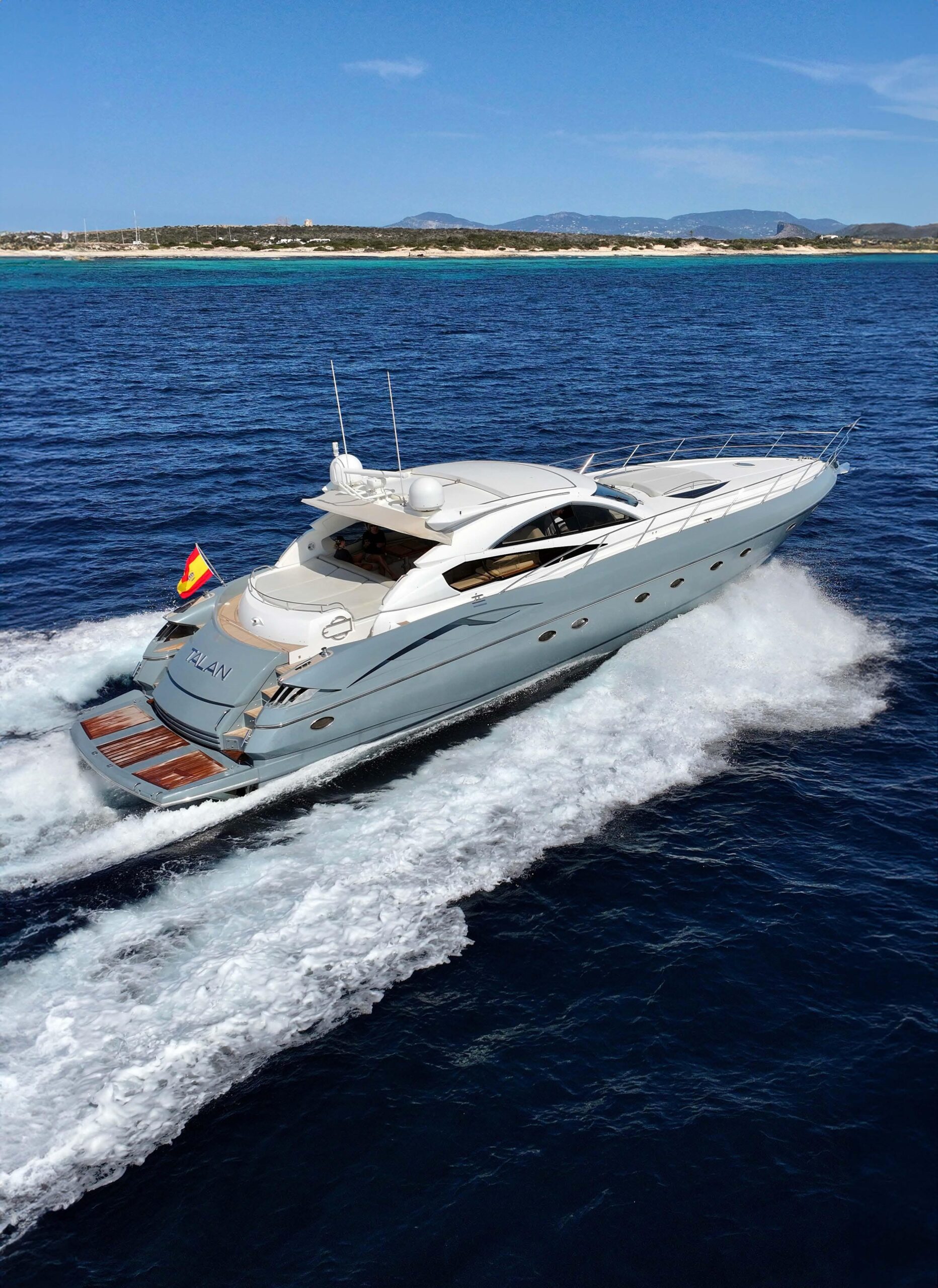 Sunseeker Predator 68 photo 2